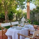 Villa Titika